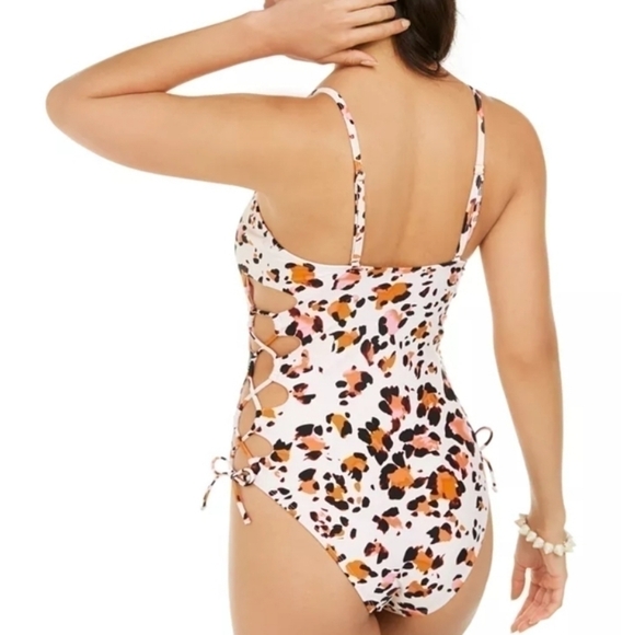 HULA Honey Swimsuit size XS cutout sides new with tags - Picture 2 of 5